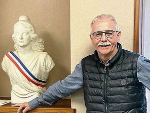 Municipales 2026 : "On ferme une page", l'unique maire du XXIe siècle à Laguiole ne repart pas pour un cinquième mandat