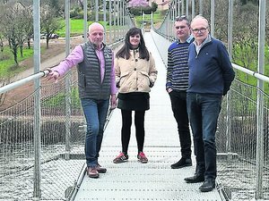 182 mètres de long pour 1,40 mètre de large : une nouvelle passerelle pour promouvoir les mobilités douces en Aveyron