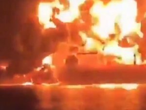 Guerre au Moyen-Orient : deux pétroliers attaqués par des bateaux de l'Iran chargés d'explosifs, aucun signe d'apaisement ce jeudi
