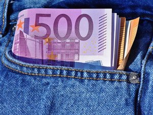 Avec ses faux profils de Paris à l'Aveyron, il touchait dix fois l'allocation chômage tous les mois : l'entourloupe a duré deux ans