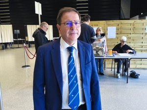 Municipales 2026 : "Je ne m'attendais pas à un score aussi important", avec plus de 85 % des suffrages exprimés, Jean-Philippe Keroslian repasse haut la main à Onet-le-Château