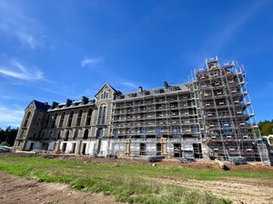 Royal Aubrac : 48 chambres, 120 couverts, spa... l'heure des grands travaux pour le futur complexe hôtelier qui va s'étendre sur 27 hectares
