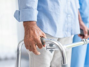 "Des surexpositions à certains facteurs de risques" : pourquoi ce département et ce territoire d'Occitanie sont parmi les plus touchés par la maladie de Charcot ?