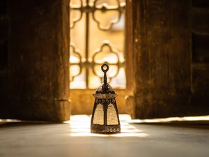 La fin du ramadan 2026 approche : la date de l'Aïd al-Fitr a été dévoilée par la commission religieuse de la Grande Mosquée de Paris