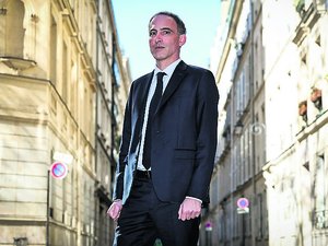 Municipales 2026 : à l'aube du second tour, les accords avec LFI rallument la guerre en interne au PS