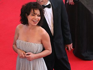 La réalisatrice, actrice et humoriste Isabelle Mergault emportée par un cancer à 67 ans : elle avait reçu un César pour son film "Je vous trouve très beau" avec Michel Blanc