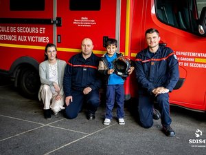 Sa mère lui dit d'appeler les secours avant de s'évanouir : âgé de 6 ans, Sohaile sauve sa maman en composant le 15, tout en veillant sur sa petite soeur