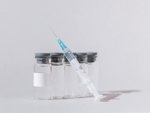 62 cas d'effets indésirables en France dont 21 cas graves : le vaccin Ixchiq contre le chikungunya, sous étroite surveillance