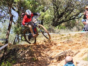 Cyclisme : un parterre de champions du monde présent ce week-end à Millau lors du championnat régional de VTT descente