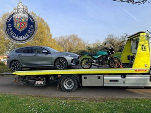 Le champion du jour : il obtient son permis probatoire mais fait un excès de vitesse de plus de 50 km/h devant les gendarmes le lendemain