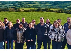 "Nous voulons obtenir une plus-value réelle et durable sur le lait" : la Coordination rurale de l'Aveyron à l'offensive pour le roquefort