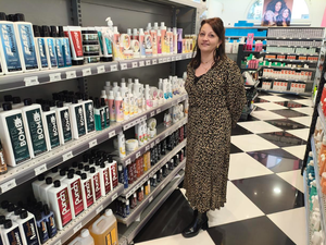 "Toutes les grandes marques de produits" : à Rodez un temple de la coiffure et des soins capillaires ouvre boulevard Gambetta