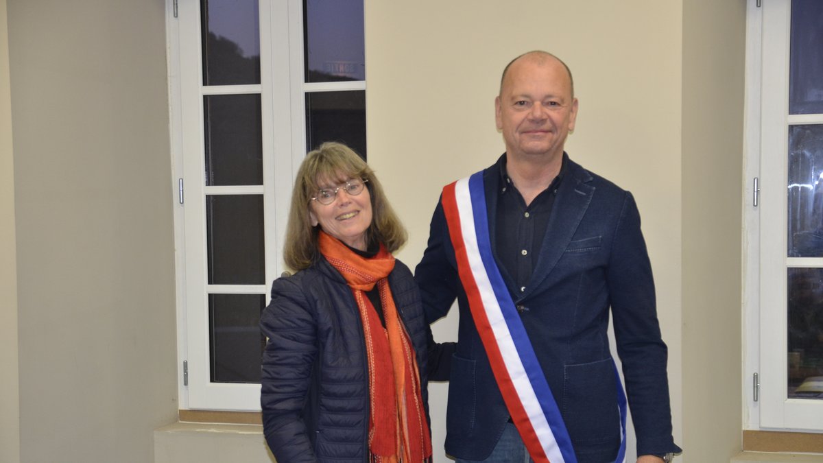 Saint-Christophe-Vallon. Le nouveau maire Patrick Le Roux et son ...