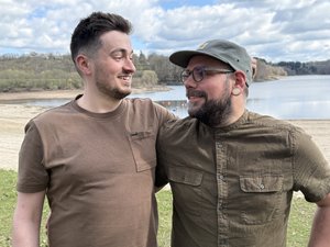 VIDÉO. "Une battle aveyronnaise entre copains" : Yoann Roumieux et Franck Hiss remettent le tablier sur M6 dans "La meilleure boulangerie"