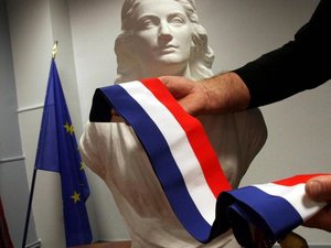 Elle avait été réélue dès le premier tour des municipales, une maire décède brutalement le jour de son installation