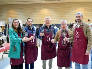 Mise en avant du terroir, des cépages et des producteurs... À Rodez, les épicuriens sont conviés à la salle des fêtes pour le Salon du vin jusqu'à dimanche soir