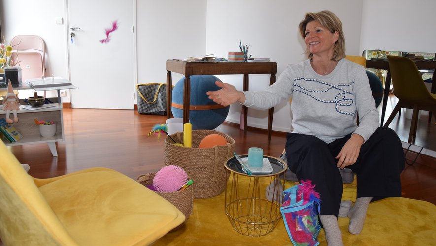 “To learn to relax, strengthen your abilities, accept yourself with your strengths and weaknesses”: sophrologist, Daphné Wright is like a fish to water!