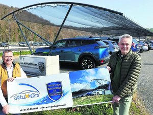 Face aux intempéries, "GrêleXperts" déploie ses filets anti-grêle dans ce secteur de l'Aveyron lourdement touché depuis plusieurs étés