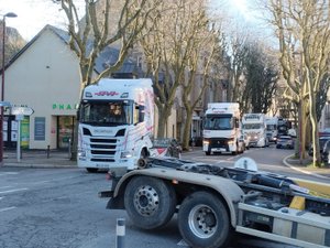 "Ces mesures sont incompréhensibles" : les routiers au ralenti en Aveyron pour aller à la rencontre de l'Etat