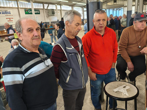 VIDÉO. "Il n'y a pas de raison d'être triste" : un ultime concours de pétanque au boulodrome de Saint-Eloi avant le déménagement