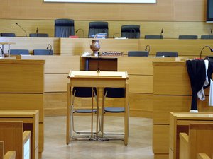 Les avocats de l'Aveyron en grève : pourquoi refusent-ils la loi Sure de Darmanin et les "plaider coupable" pour crimes ?