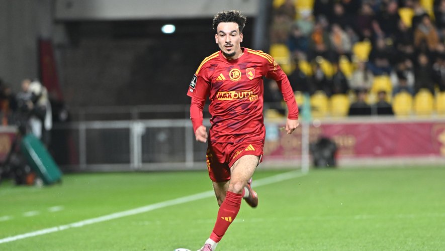 كرة القدم : "يمكننا أن ننظر إلى مستوى أعلى"لا يزال نولان جالفيس يريد أن يكون طموحًا بعد التعادل في دونكيرك