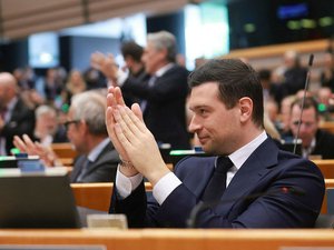 Présidentielle 2027 : "C'est fait, c'est plié, il sera Président", pourquoi la victoire des extrêmes n'est pas une fatalité