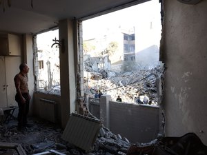 Guerre au Moyen-Orient : après avoir détruit une synagogue à Téhéran, Israël exprime pour la première fois des regrets pour ses frappes