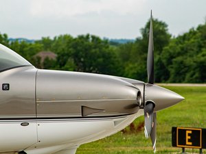 Un avion de l'armée de l'Air s'écrase lors d'un vol d'instruction dans le sud de la France, ce que l'on sait du crash