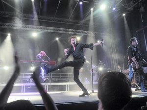 VIDÉO. Montée en puissance : le chanteur Cali en tête d'affiche de la fête de Millau le 7 mai