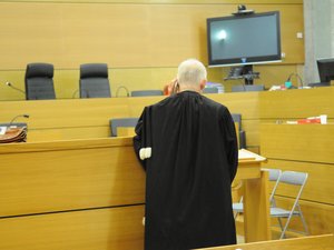"La justice criminelle ne se marchande pas" : au tribunal de Rodez, les avocats en grève et une justice au ralenti