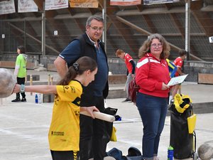 Quilles de huit : "Il y a toujours plus de féminines", confirme Sophie Rodolphe à l'aube de la rentrée aveyronnaise