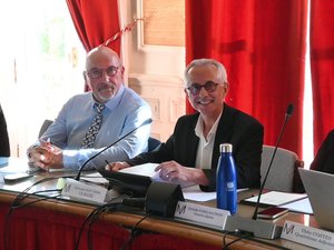 "Vos pratiques m'étonnent" : échanges musclés autour des finances de la ville au conseil municipal de Millau