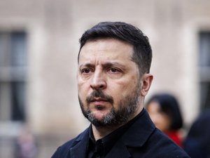 Fusillade, prise d'otages, réaction de Volodymyr Zelensky... un homme né en Russie tue six personnes à Kiev avant d'être abattu, ce que l'on sait