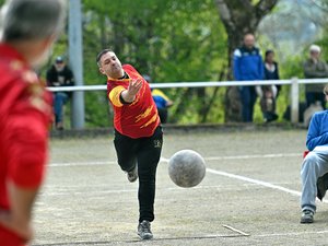 Quilles de huit : une ouverture de championnat de l'Aveyron par équipes signée Bou(larot) !