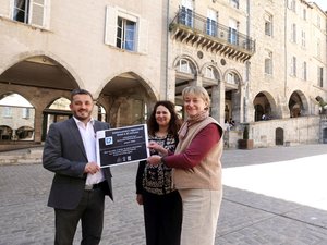 Le stationnement et la circulation évoluent : on démêle le vrai du faux sur ce qui change à Villefranche-de-Rouergue