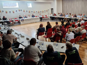 Les marchés de plein vent ont de beaux jours devant eux en Aveyron et une nouvelle casquette pour Cindy Lopes qui préside désormais le syndicat Aveyron, Tarn et Lot
