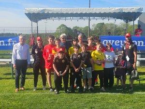 L'emblématique entraîneur de football Guy Lacombe, de retour sur sa terre natale, l'Aveyron, était l'invité d'honneur du tournoi de football de Villeneuve