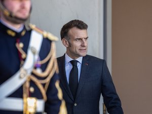 Dans un an, il quittera l'Élysée... et la politique ? Emmanuel Macron s'exprime sur la suite qu'il donnera à son parcours en 2027