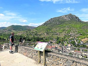 "Un village, si on le laisse se dégrader, perd de la valeur" : dans cette commune de l'Aveyron, l'enquête publique sur la création d'un site patrimonial remarquable, inquiète