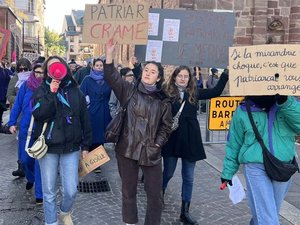 "Penser à toutes ces femmes qui ont peur au quotidien" : après le double féminicide au Portugal, une marche blanche contre les violences, organisée par le collectif A nous toutes 12