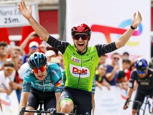 Cyclisme : "J'étais dans l'optique de tenter ma chance tous les jours", l'Aveyronnais Gabriel Layrac revient sur sa victoire d'étape au tour des Asturies