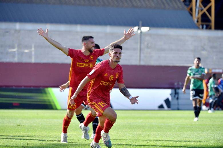 Après un été cauchemar, Lucas Buadès a retrouvé le sourire en marquant un but décisif qui lui a valu une belle communion avec son public.