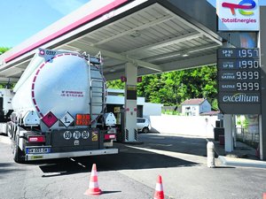 En pleine guerre au Moyen-Orient, TotalEnergies annonce un bénéfice record... qui fait couler beaucoup d'encre
