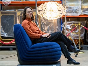 L'Aveyronnaise Joëlle Rigal est dans de beaux meubles chez Louis Vuitton, à Paris !