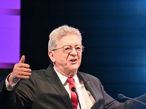 Présidentielle 2027 : "C'est le contexte et l'urgence qui ont fixé le choix" : Jean-Luc Mélenchon sera le candidat de La France Insoumise !
