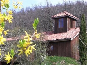 La justice ordonne la démolition du "village sacré" d'une communauté décriée pour ses dérives sectaires