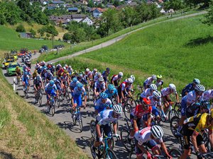 "Qui peut bien vouloir s'en prendre à un sportif, symbole de notre pays ? " : la stèle Eddy Merckx vandalisée à Bruxelles
