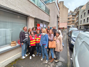 Les salariés de la Protection judiciaire de la jeunesse de l'UEMO de Rodez en grève pour la venue de leur directeur national