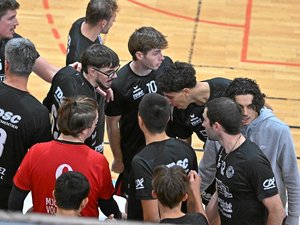 Volley-ball : déjà assuré de la montée en Régionale 1 masculine, Rodez est à une marche de la saison parfaite